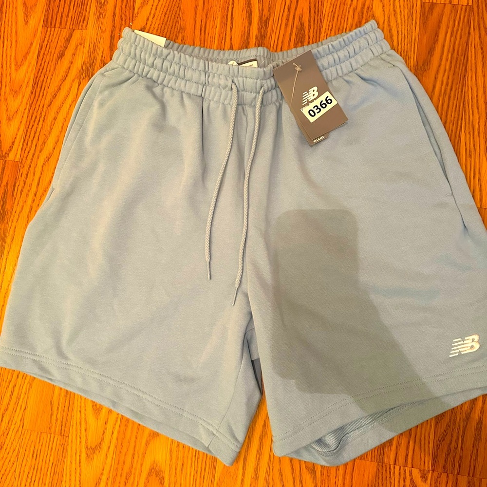 New balance men’s short size M NWT